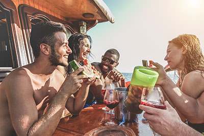 Party package: "Boat & strip" Berlin