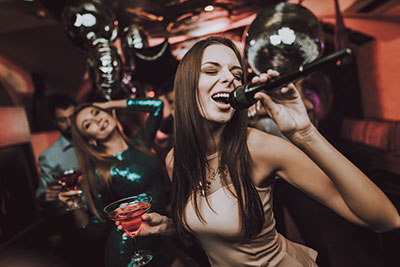 Karaoke & Strip
